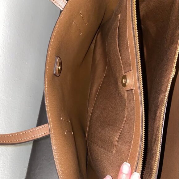 Coach Carryall Tote Bag Signature Canvas - Picture 5 of 10